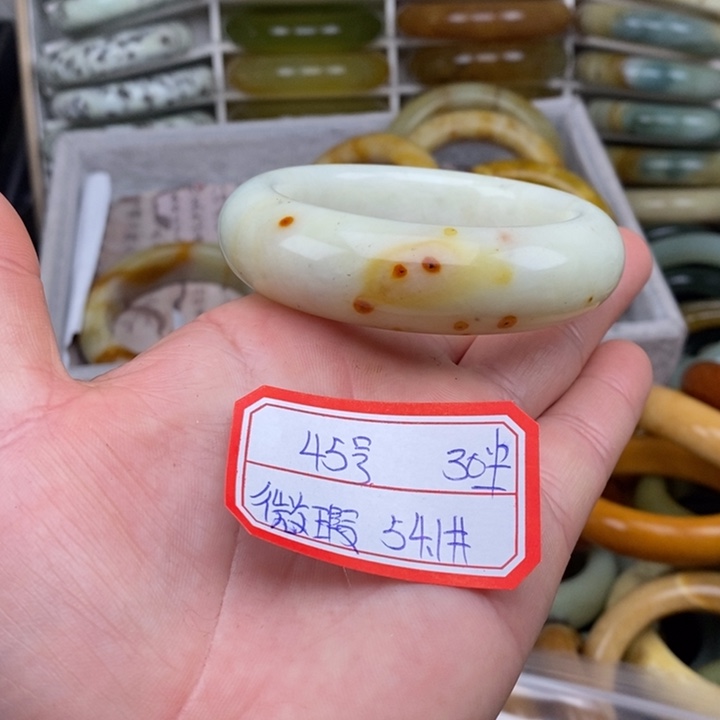 未镶嵌蛇纹石玉手绳小*干