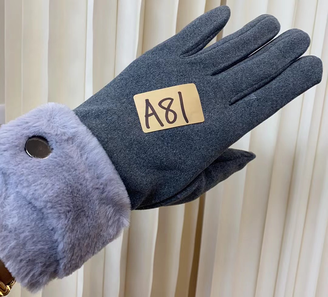 A81#毛绒纯色保暖冬季手套