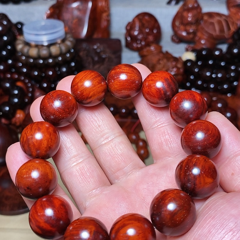 【闪购商品】檀香紫檀（小叶紫檀）