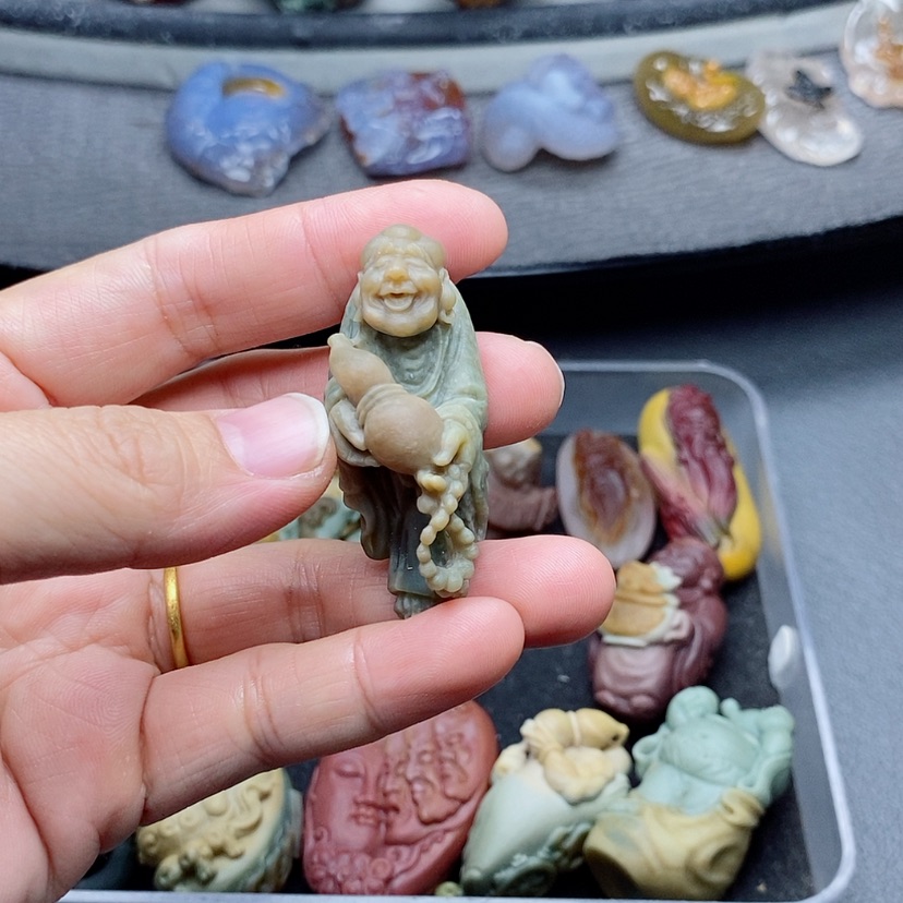 【闪购商品】定制石英质玉吊坠未镶嵌