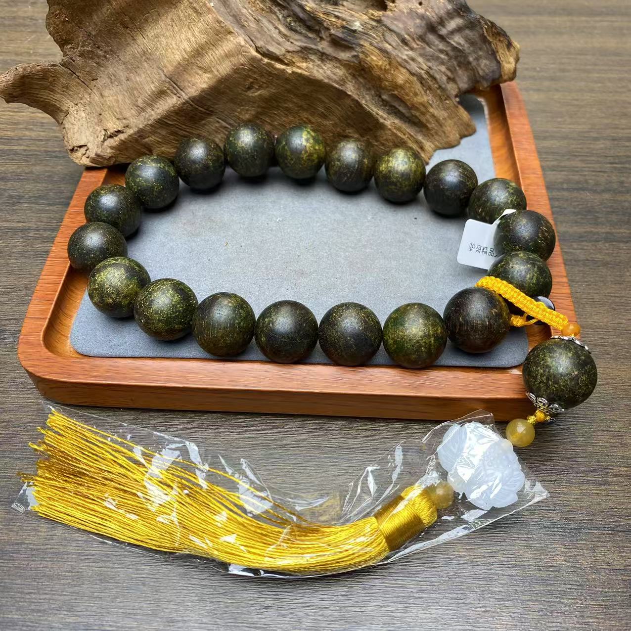 2336号文玩成品手串