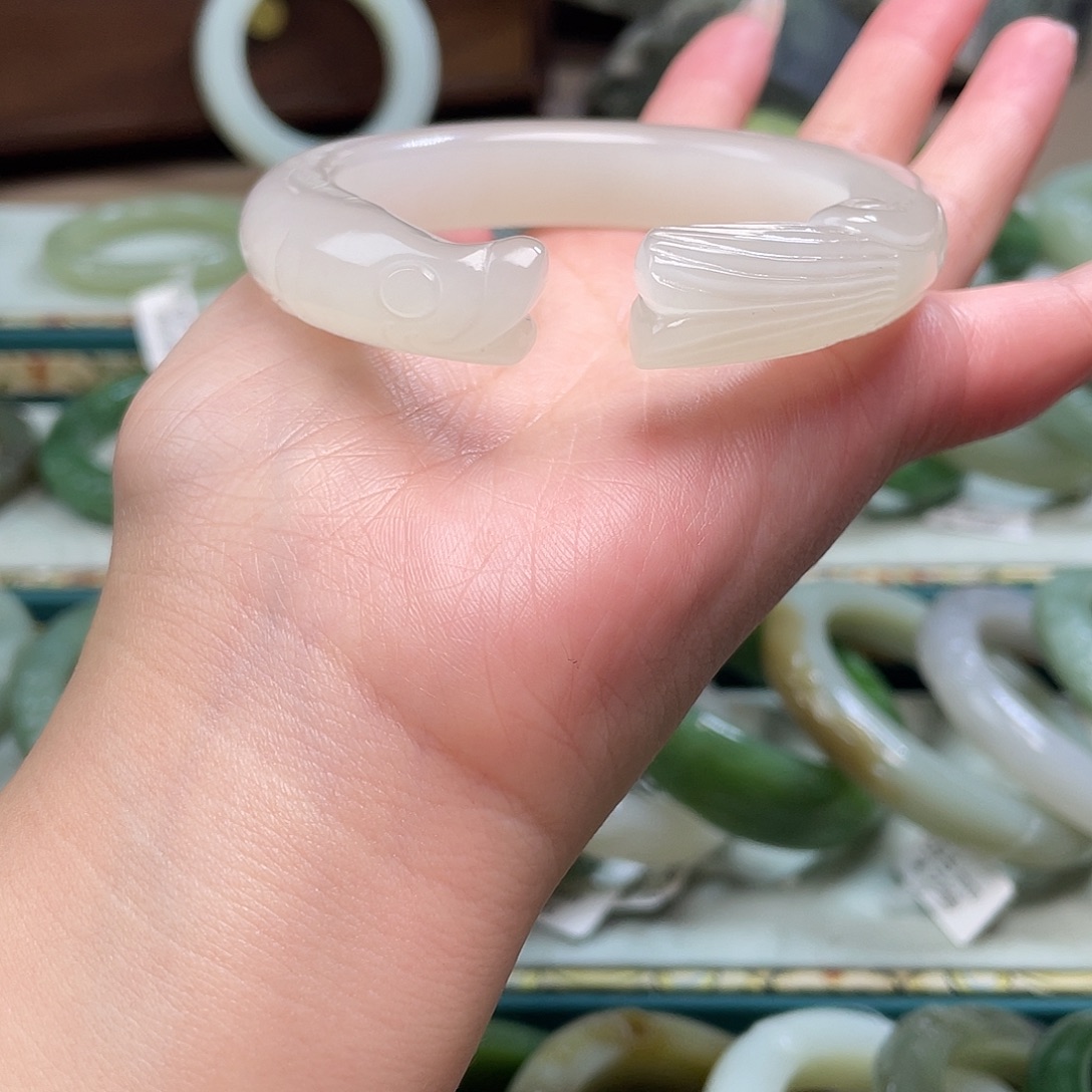 和田玉未镶嵌手镯54.3