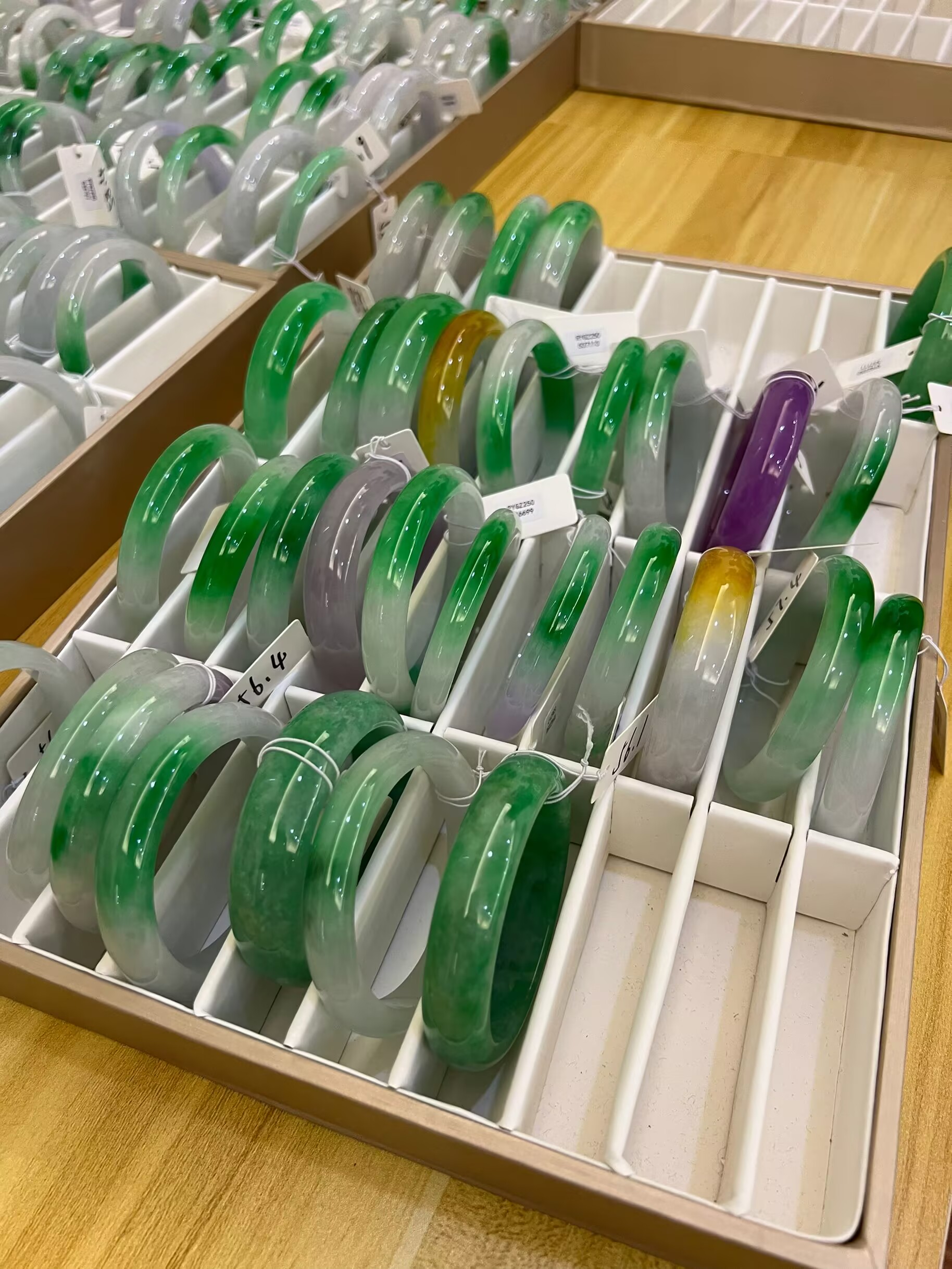 1800冰飘花绿飘花美人女生礼品多样款式白底清伴山水