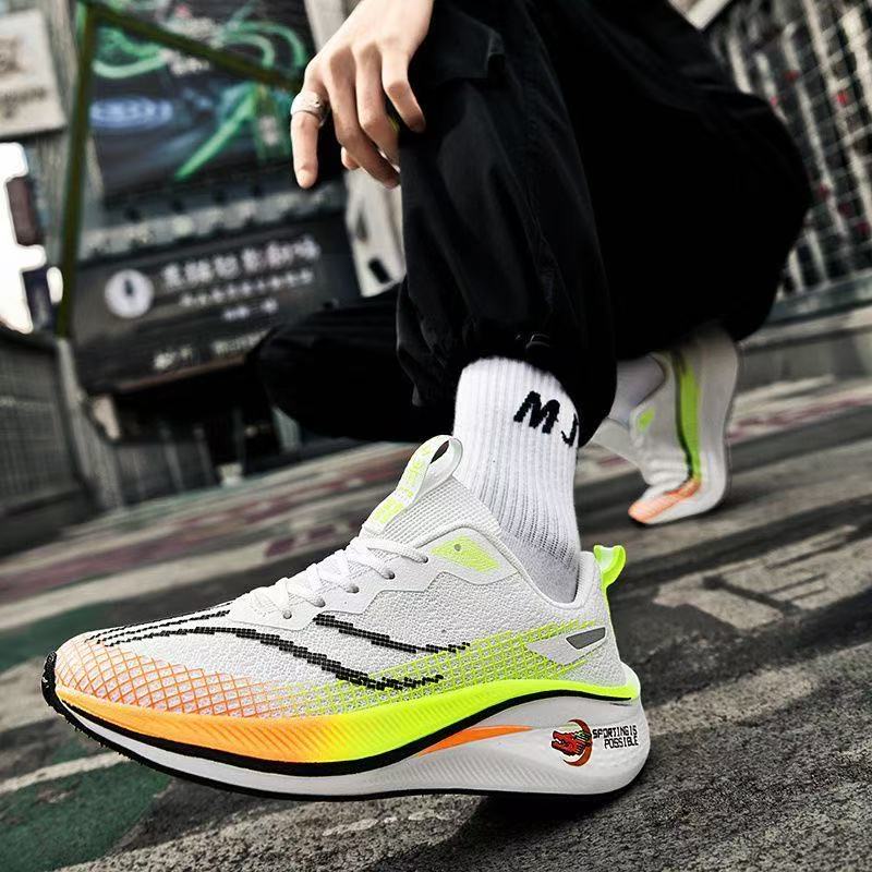 DS春秋男女款减震软底专业碳板跑鞋