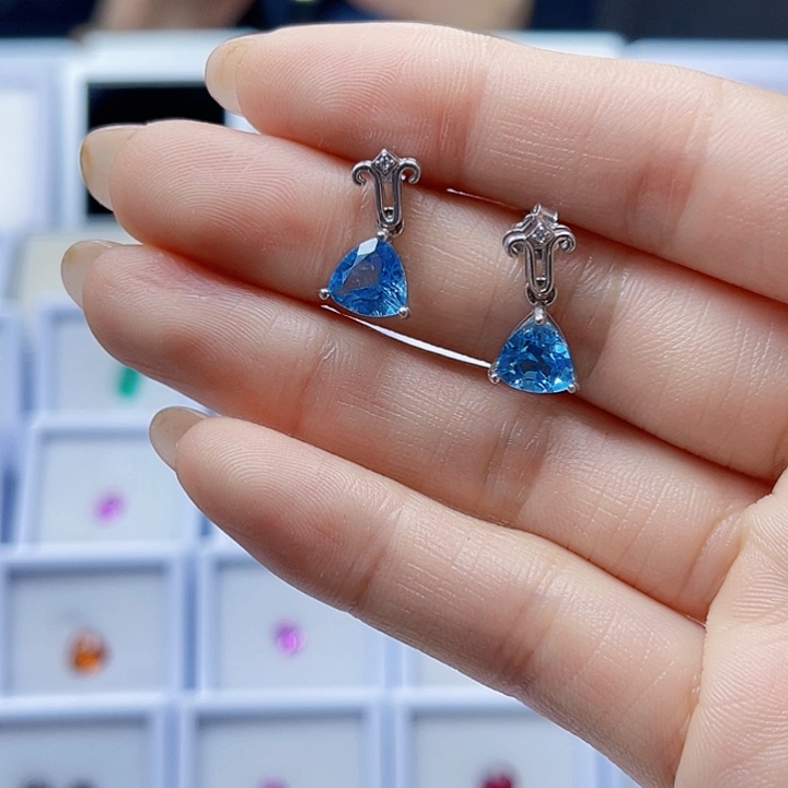 银S925镶嵌耳饰托帕石涛