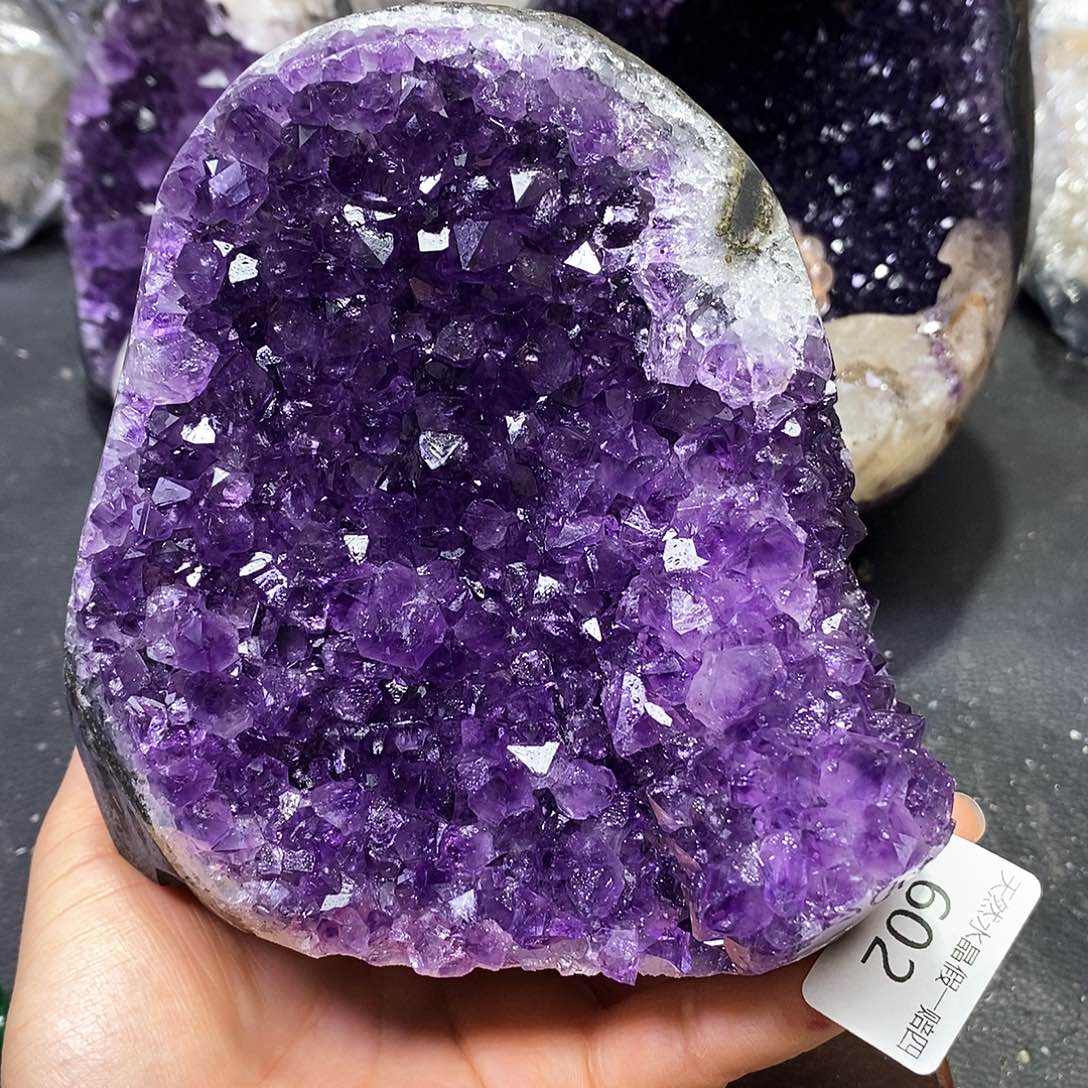 水晶大型摆件（非配饰）未镶嵌