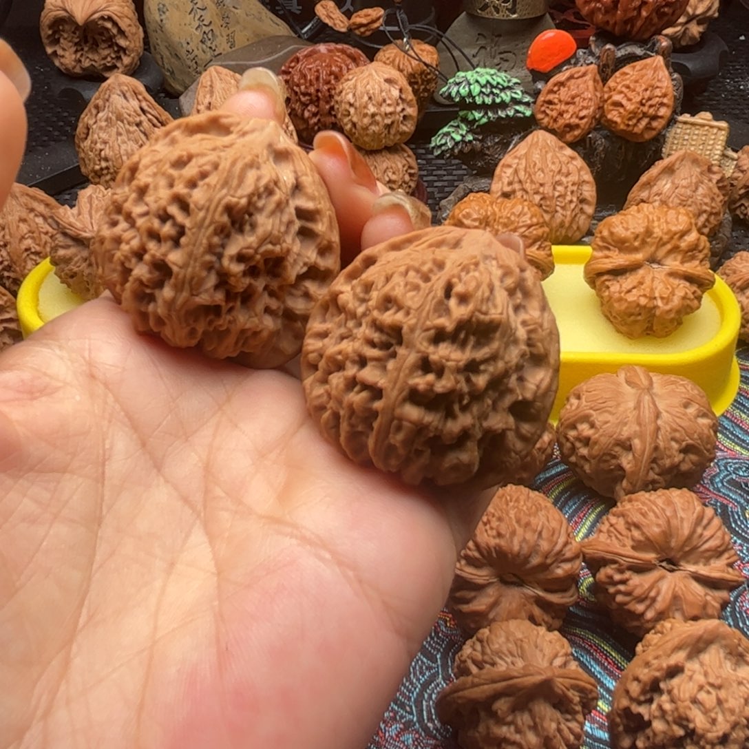 文玩核桃吊坠全品南疆石40