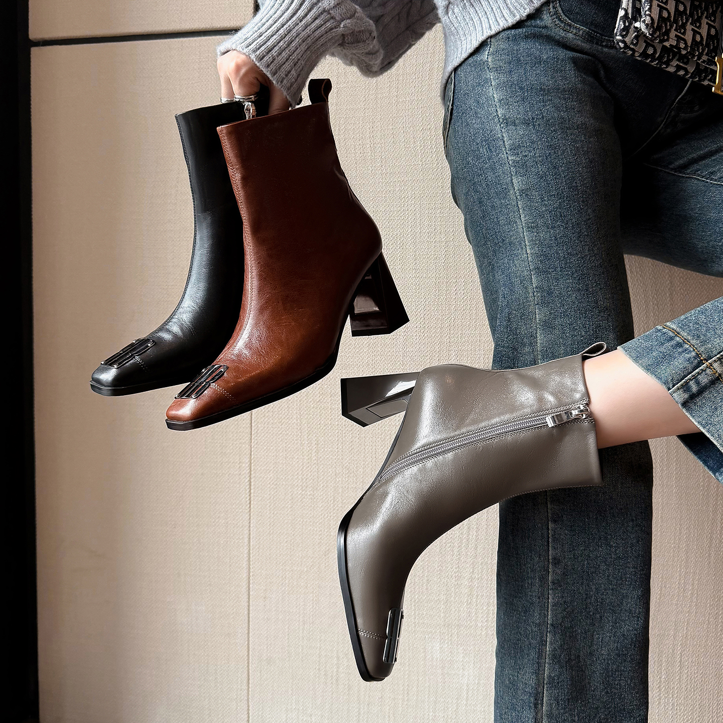 牛皮/7.5cm粗跟防滑侧拉链漆皮方头冬季短靴时尚单靴加绒A7981