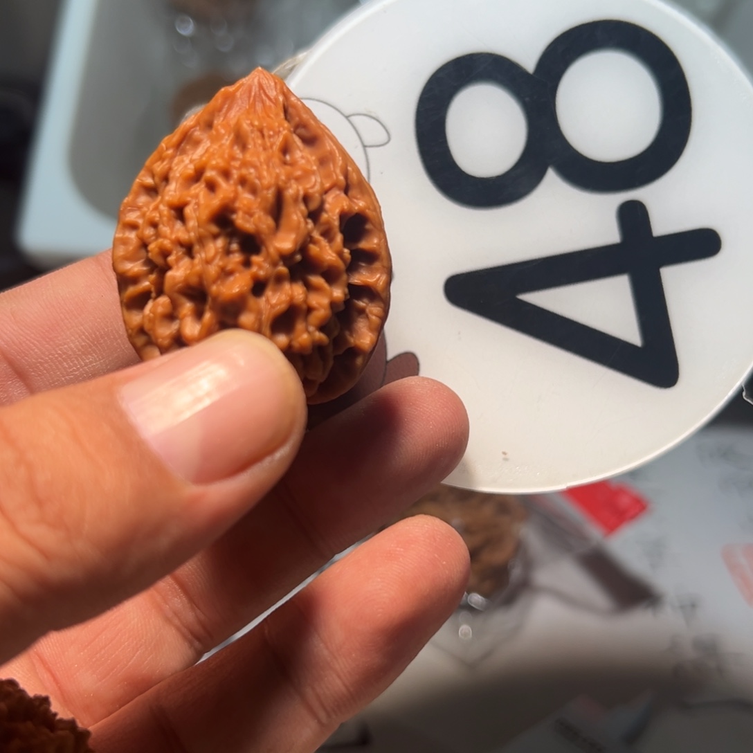 弹***门文玩核桃，白色48号