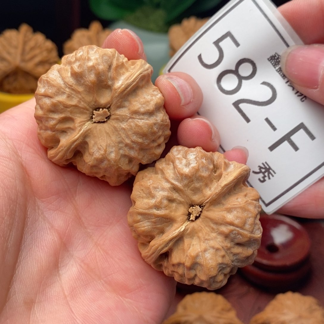 文玩核桃把件蛤码头39