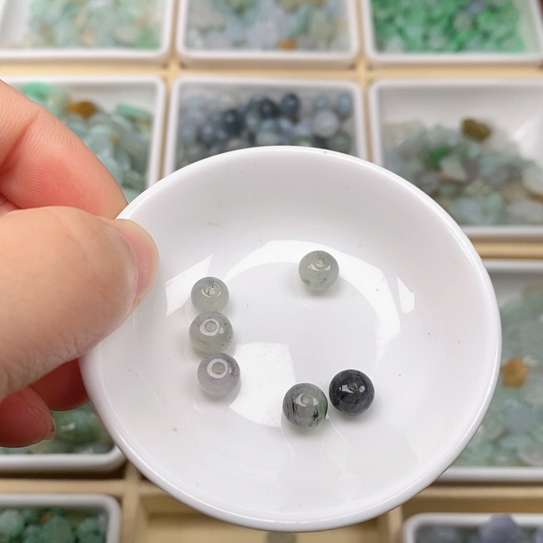 逗***兮翡翠未镶嵌吊坠(不含链)随机3颗