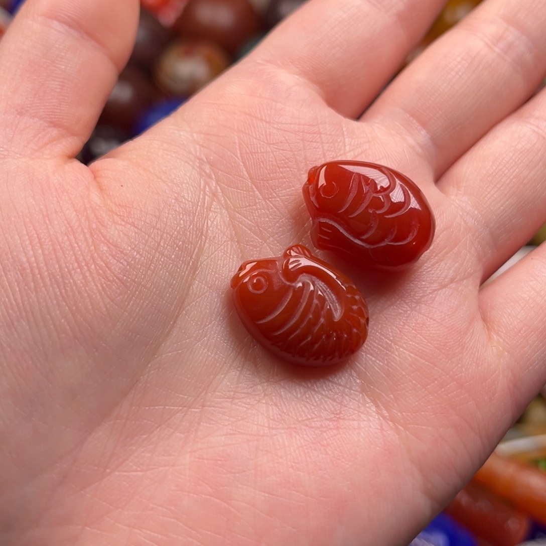 玛瑙/玉髓颈饰未镶嵌