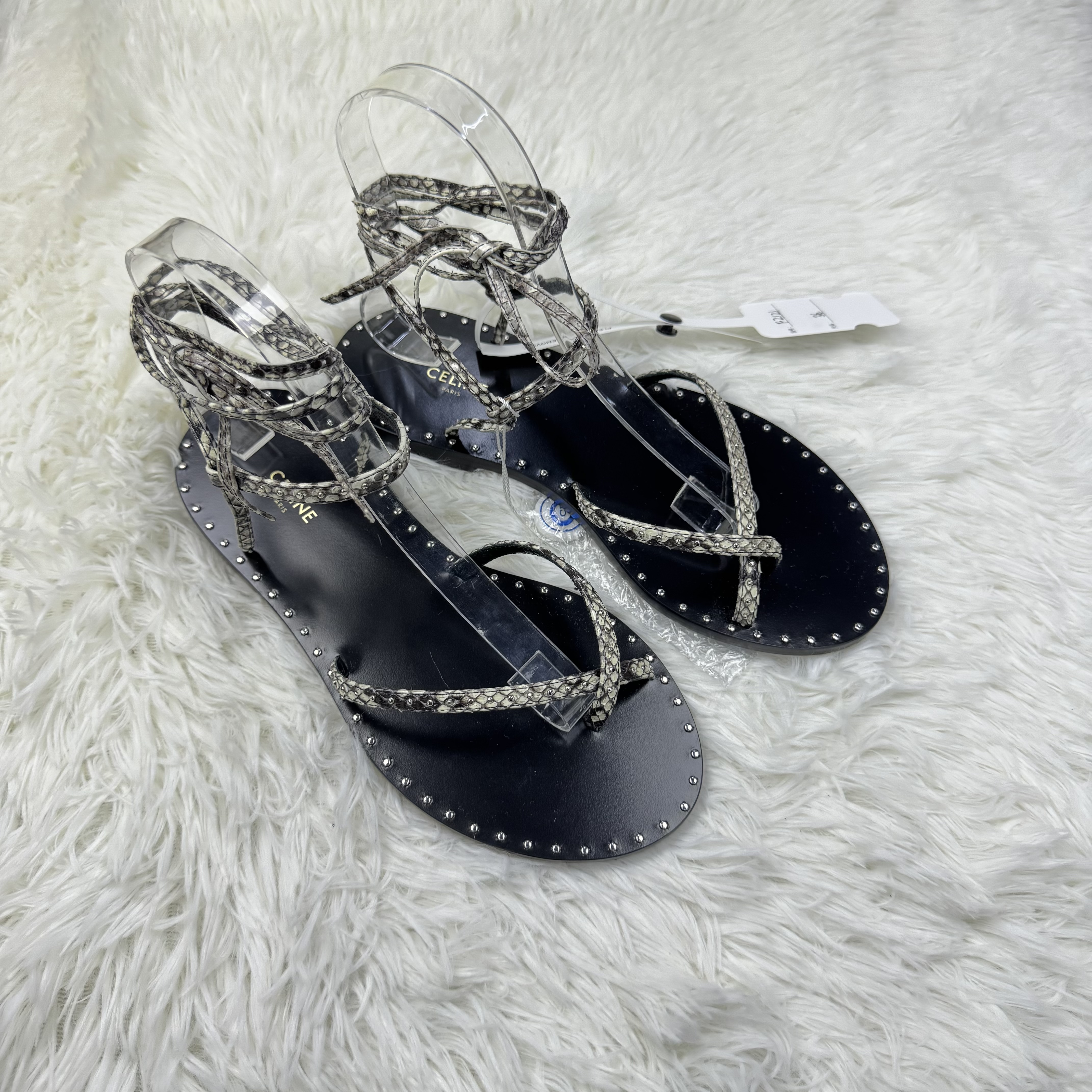 未使用 Celine/思琳 黑白花纹交叉绑带平底凉鞋/36码/FZ121