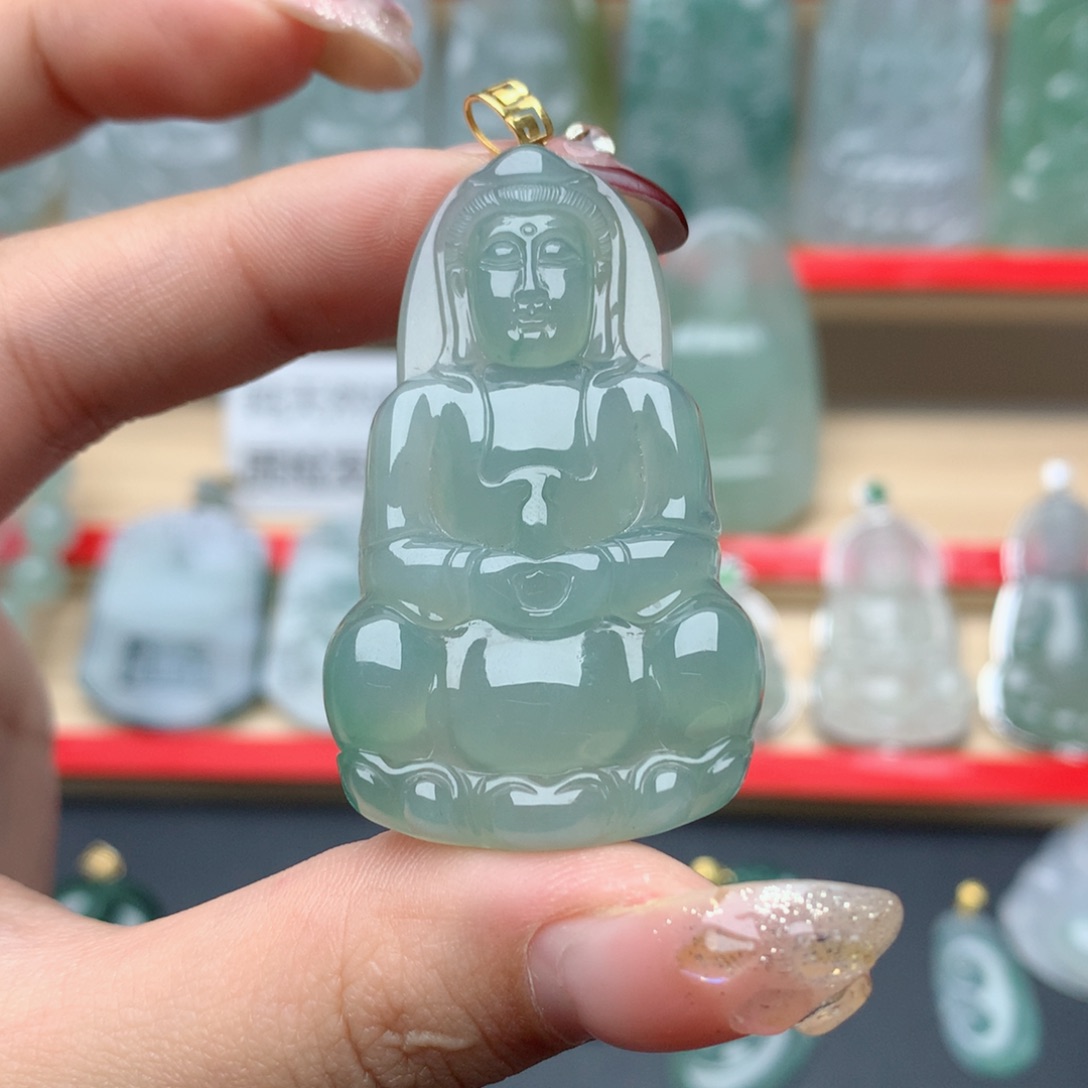 翡翠颈饰18K金镶嵌观音
