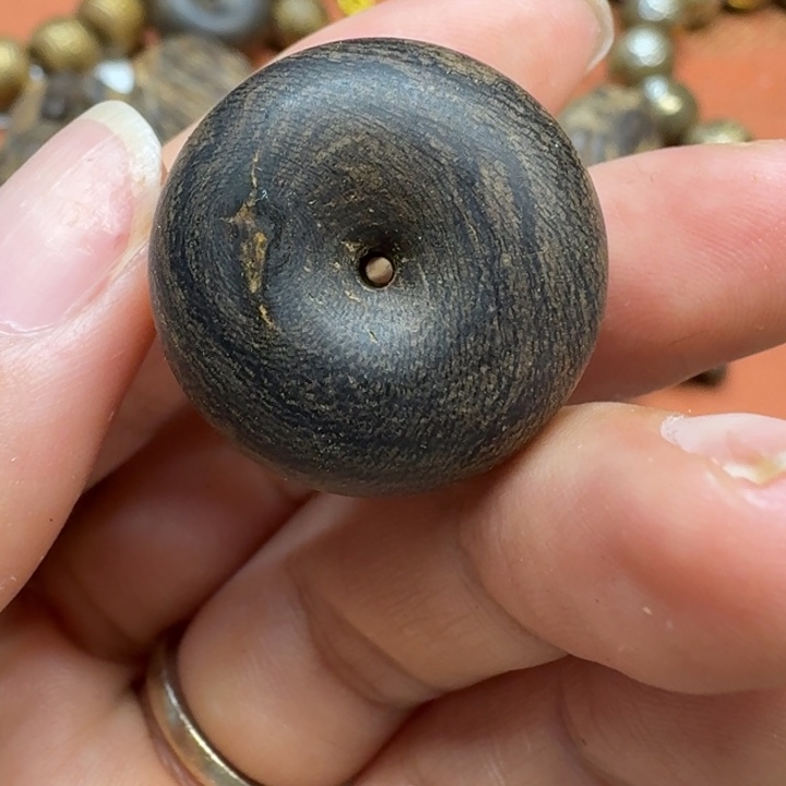 大叶紫檀（黑酸枝木类）