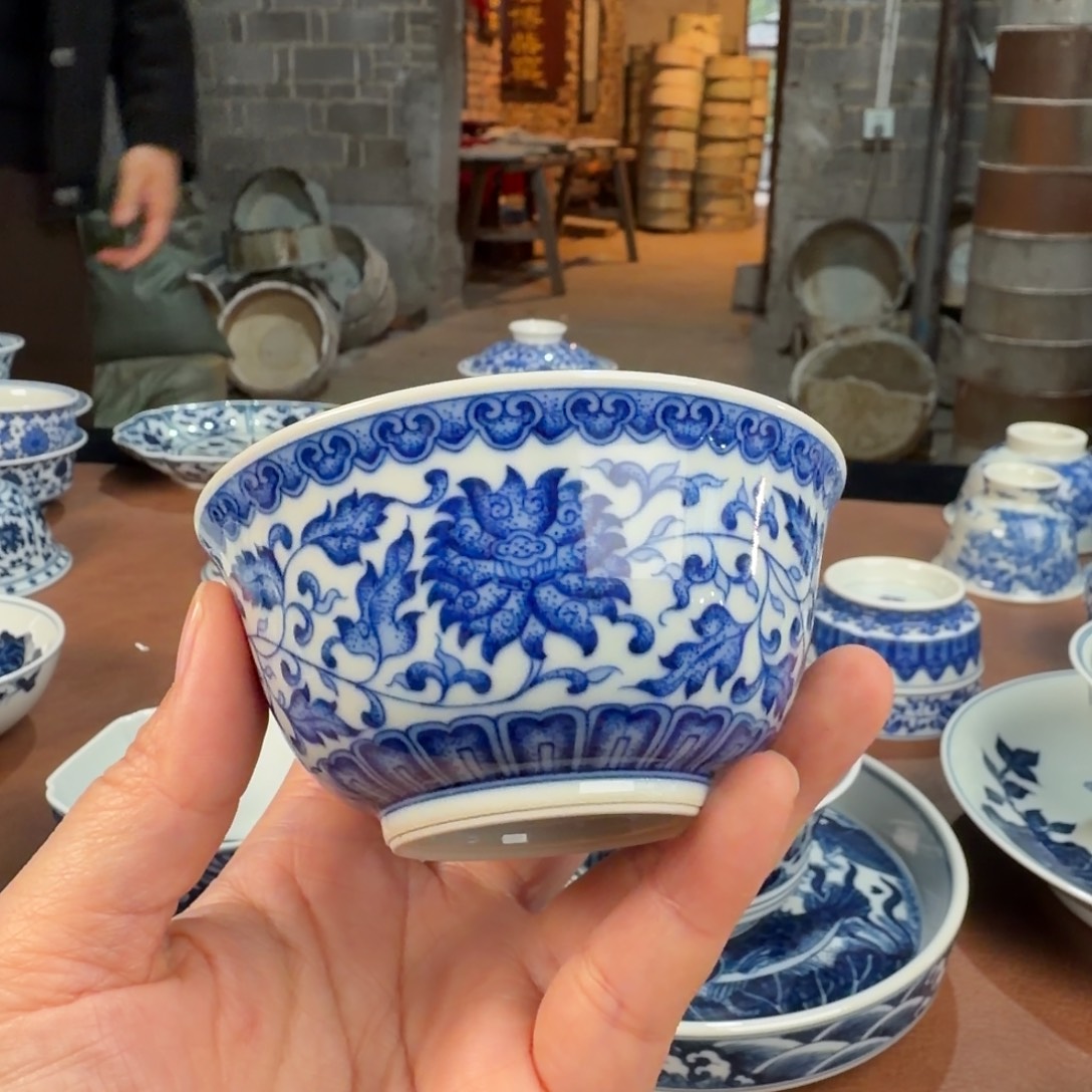 景德镇陶瓷手工手绘