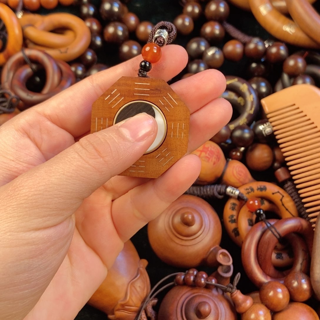 木山茶话雷击枣木工艺品