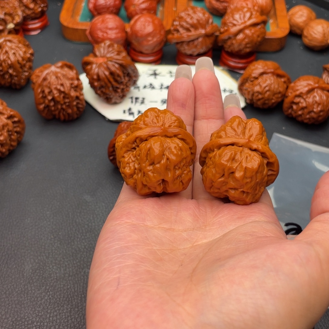 文玩核桃把件蛤蟆头