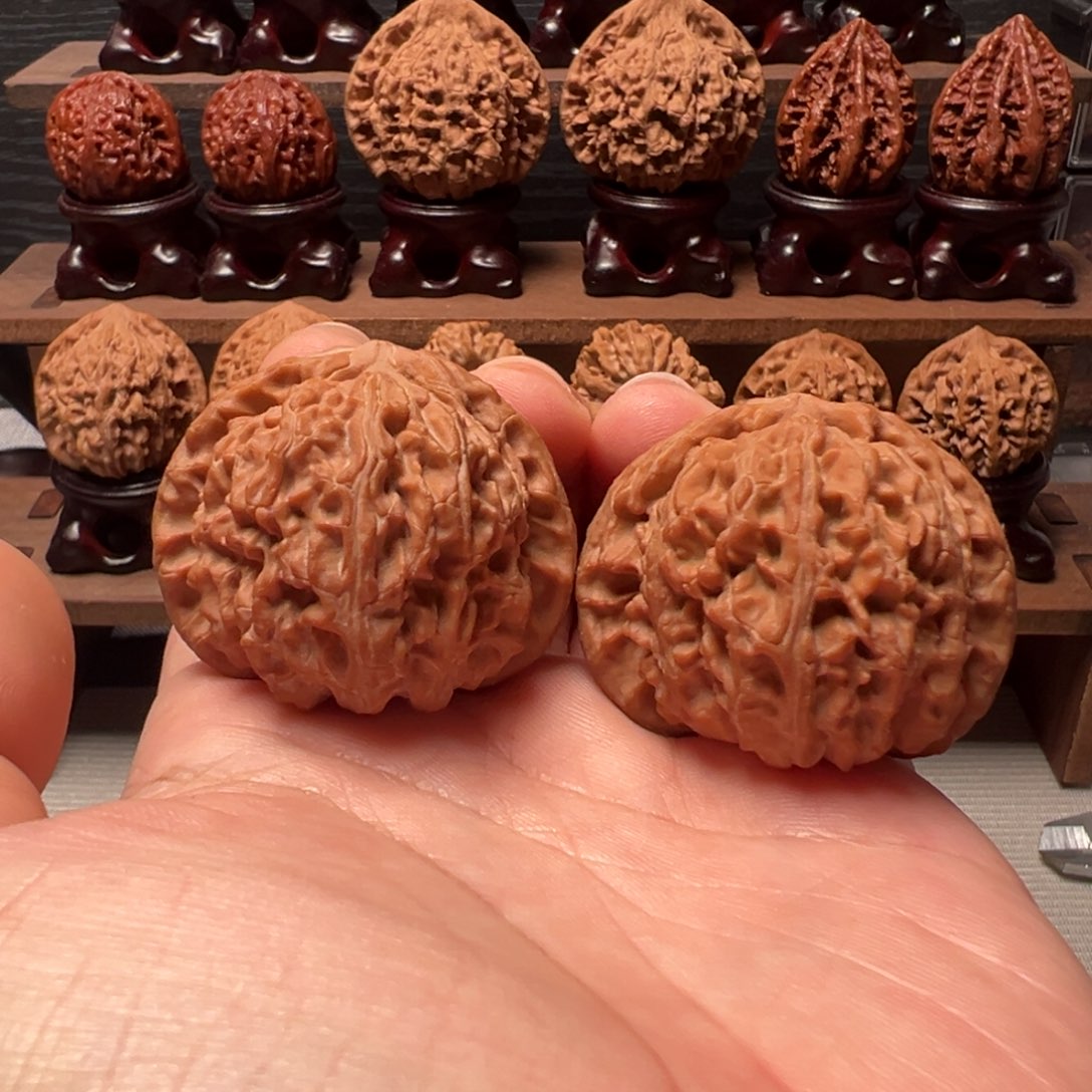 文玩核桃把件44白狮子