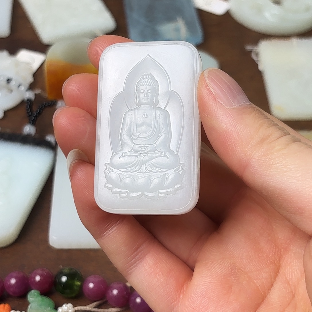 和田玉（糖玉）未镶嵌挂件