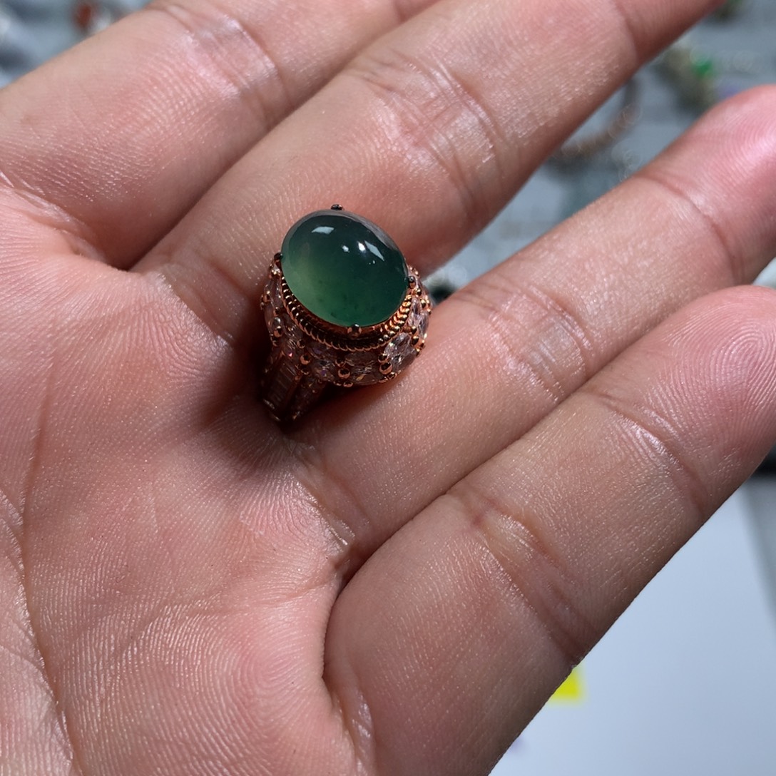 定制翡翠未镶嵌天然翡翠