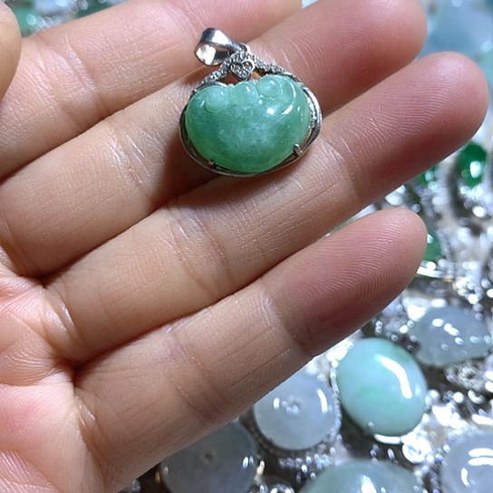 翡翠银S925镶嵌颈饰吊坠