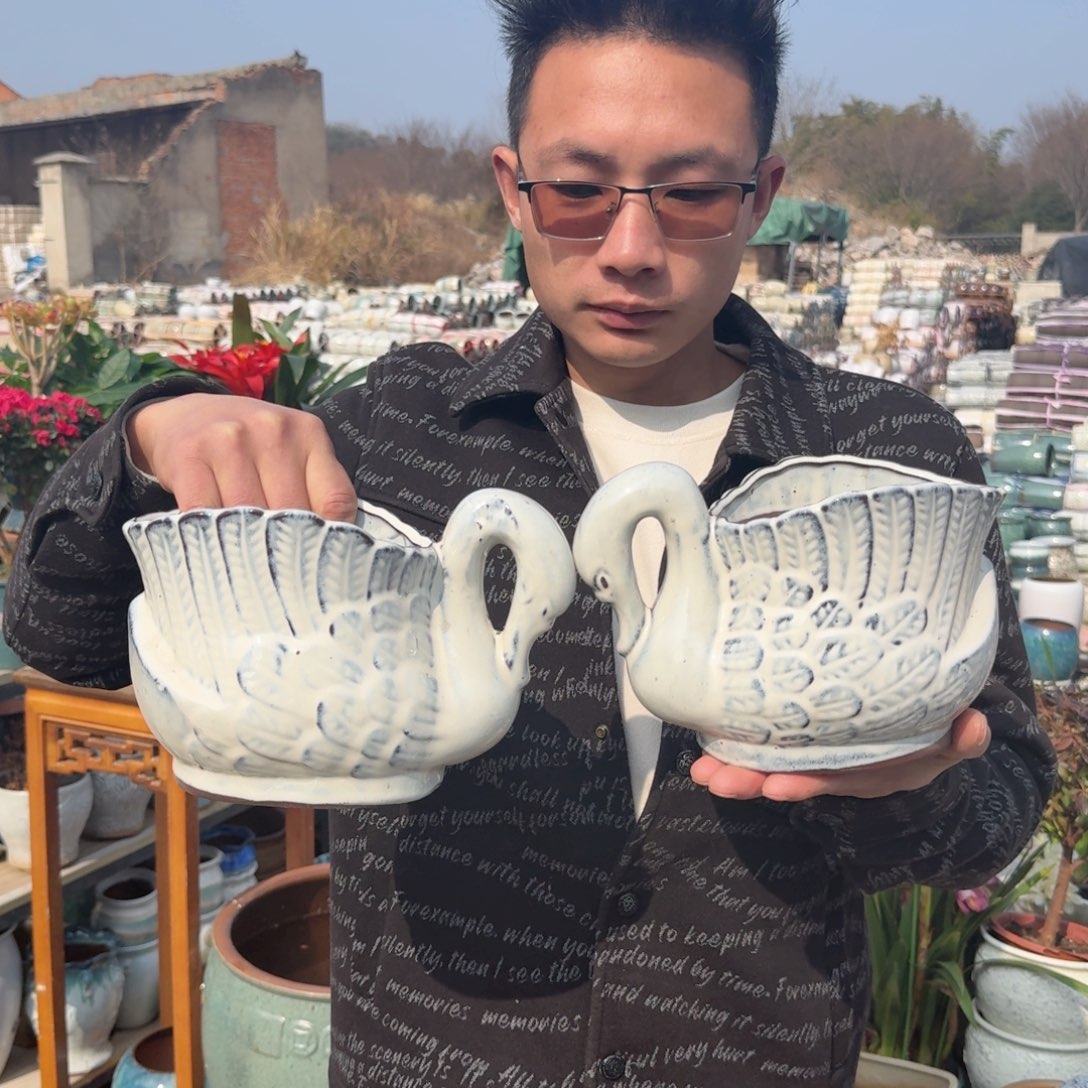 紫砂花盆鹅白色两个两个