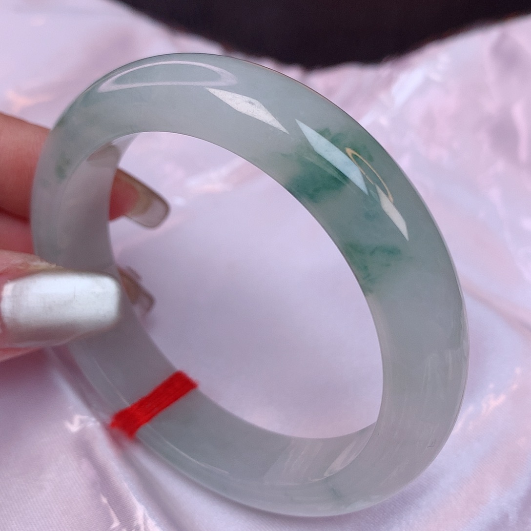 翡翠手镯未镶嵌52 翡翠手镯