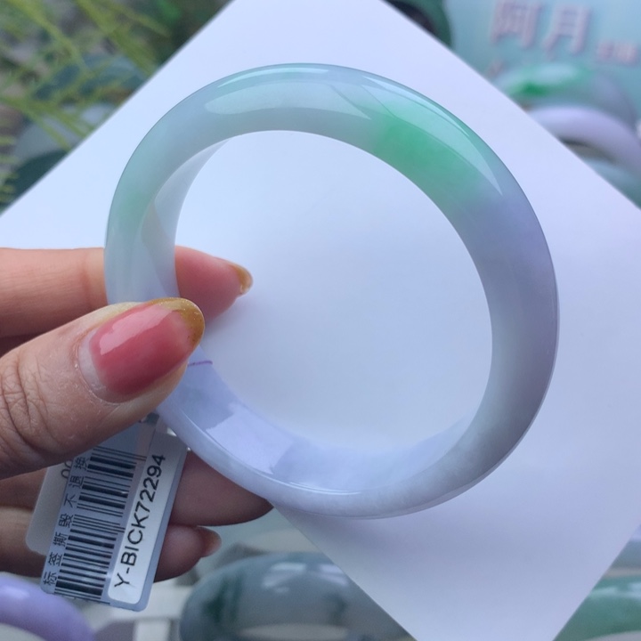 翡翠手镯未镶嵌天然翡翠手镯