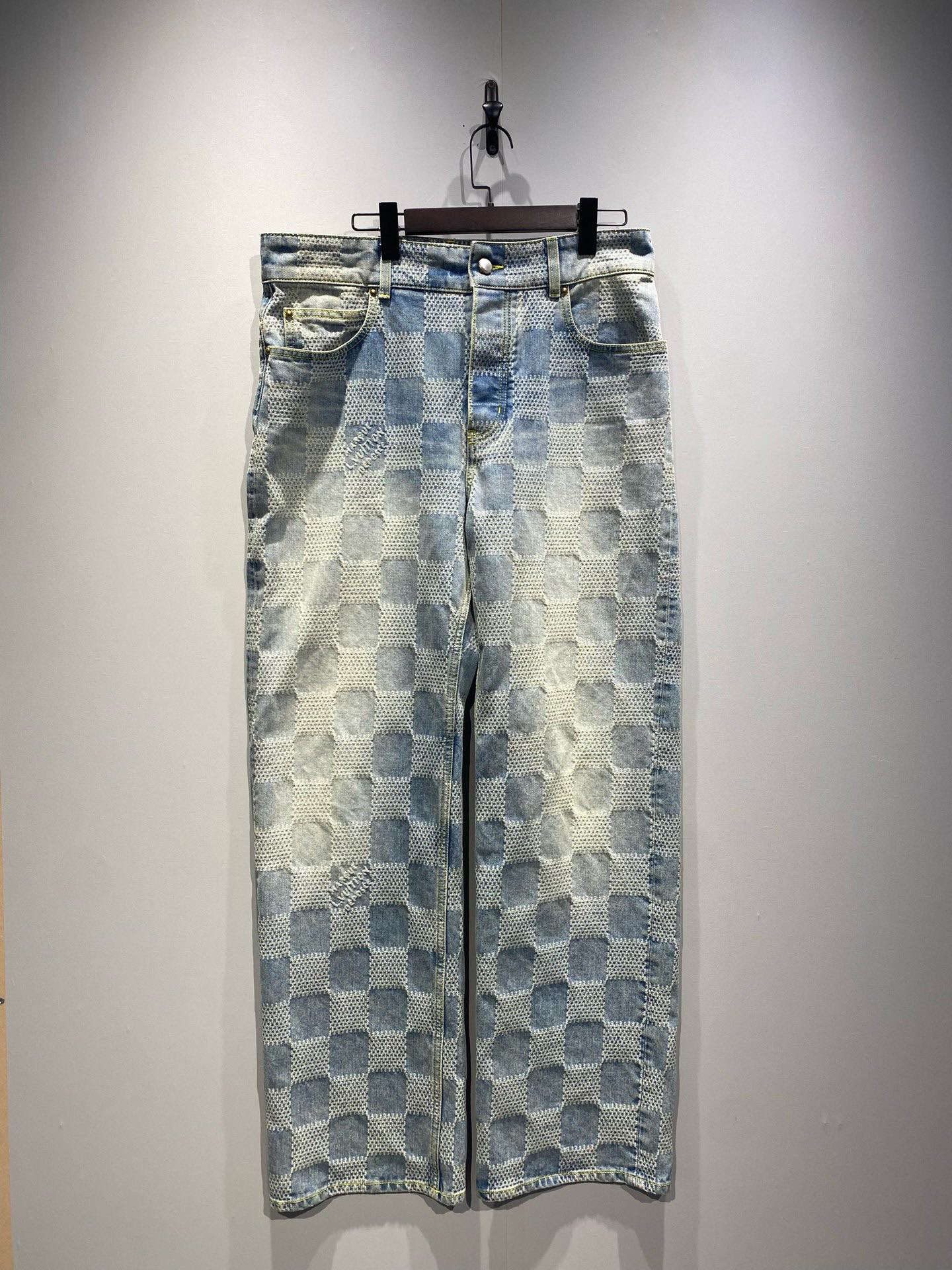 未使用 LouisVuitton/路易威登 菲董 棋盘格牛仔裤/33码/0283