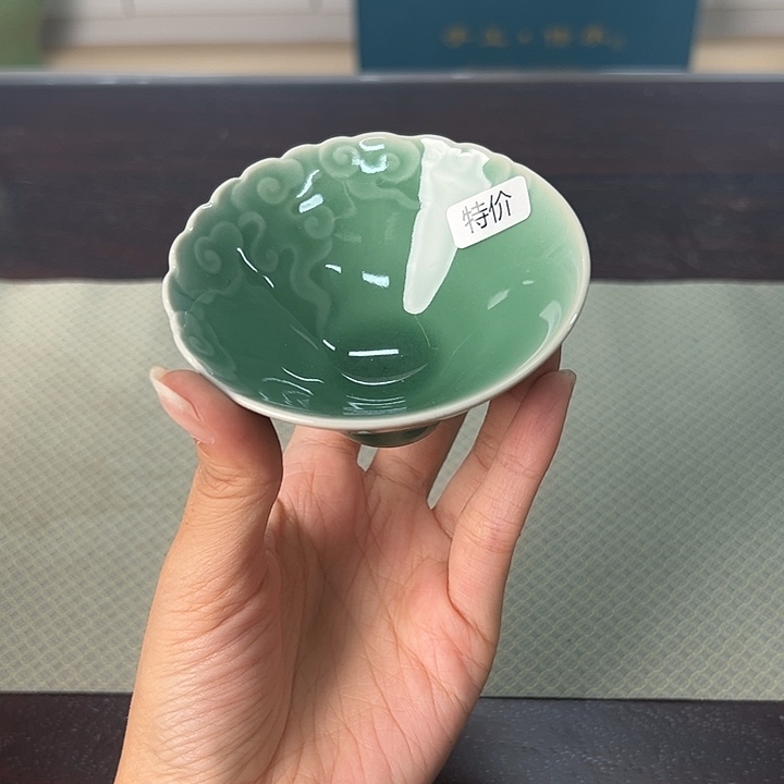 龙泉云间青瓷小米茶器