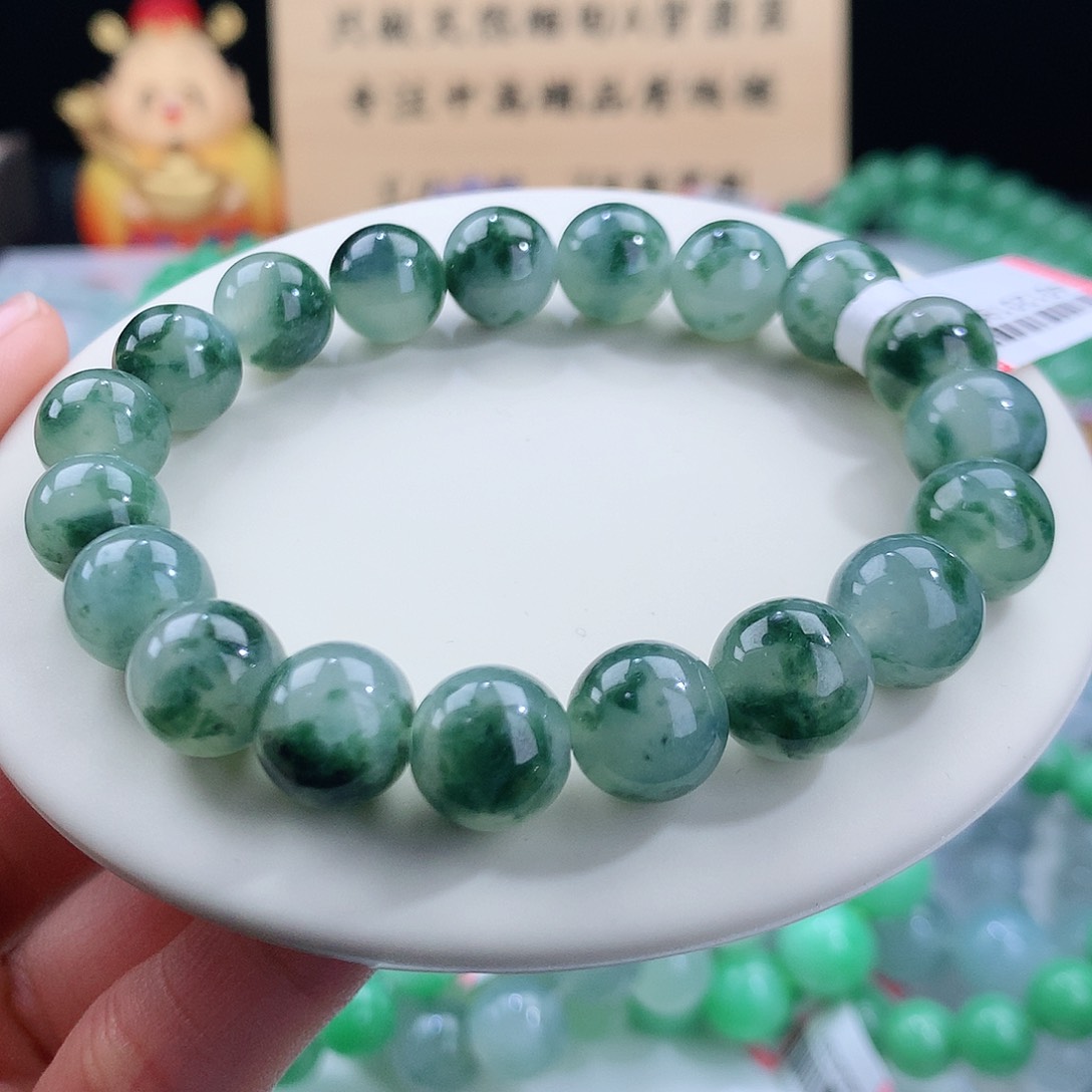 翡翠手链未镶嵌卡10