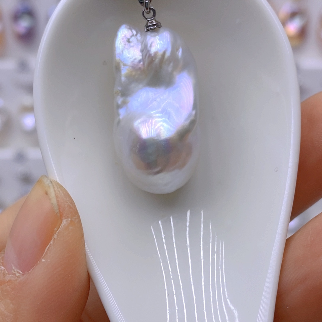 颈饰未镶嵌淡水珍珠