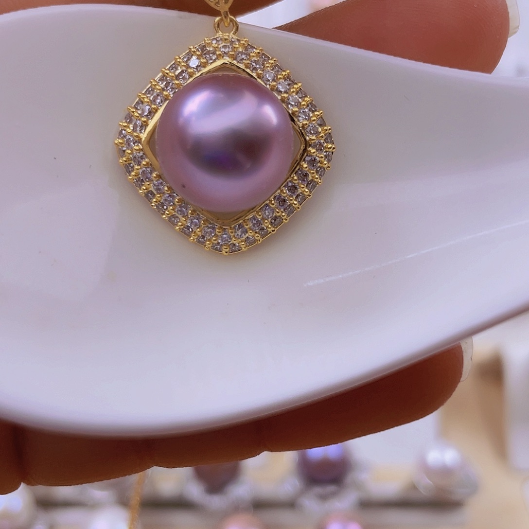 未镶嵌淡水珍珠吊坠(赠链)