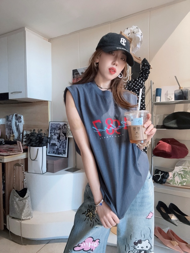 常规款夏季圆领背心休闲ins宽松印花背心