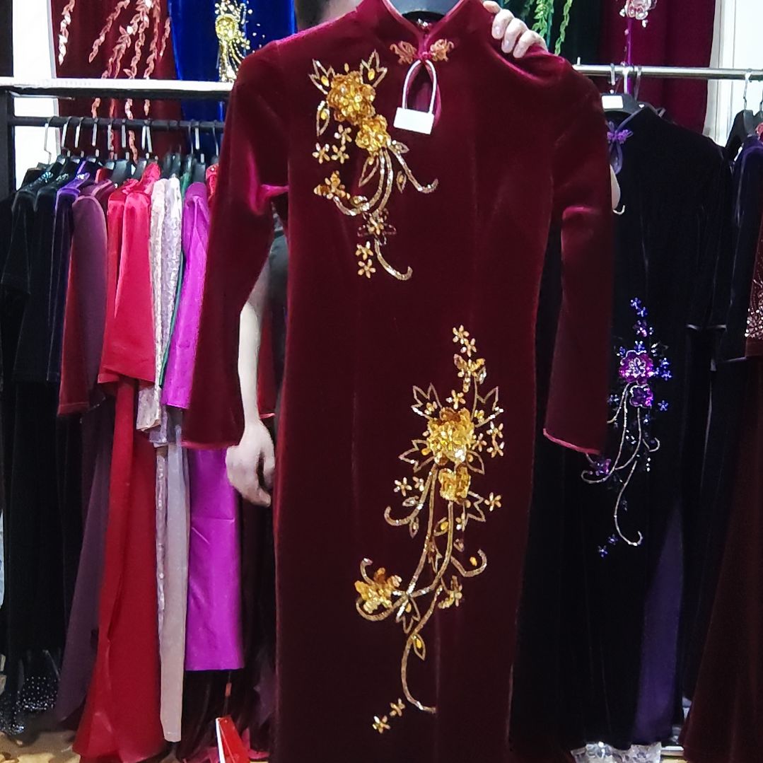 酒红色金丝绒重工长款旗袍m码