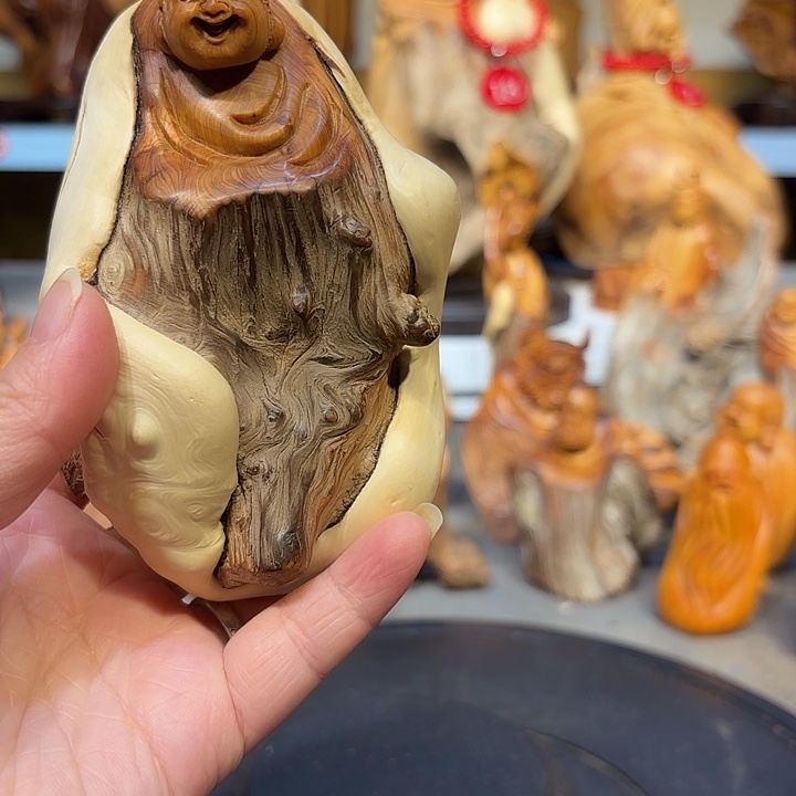 柏木太行崖柏弥勒佛