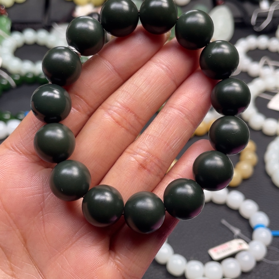 和田玉未镶嵌手链