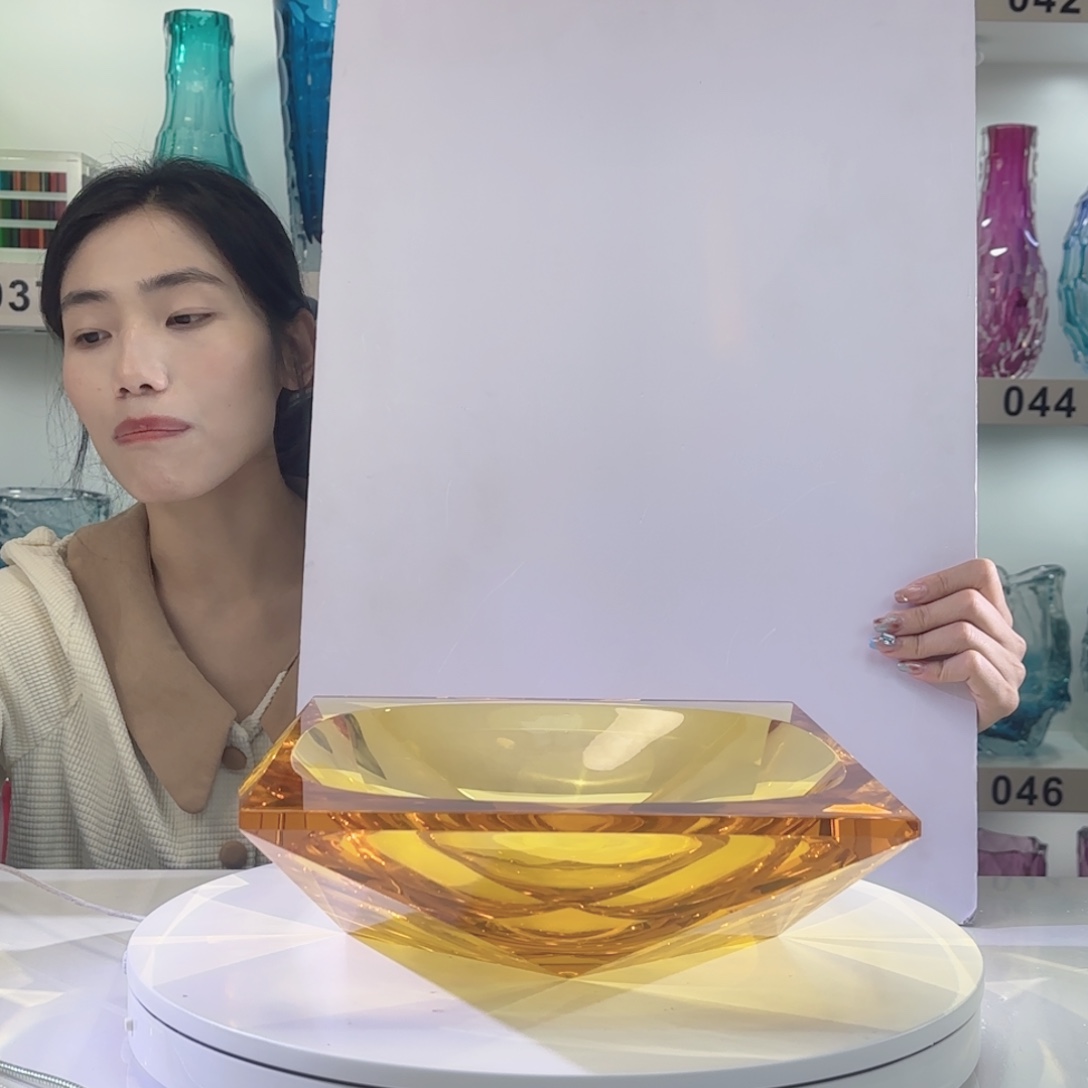 茶金色调冰湖果盘