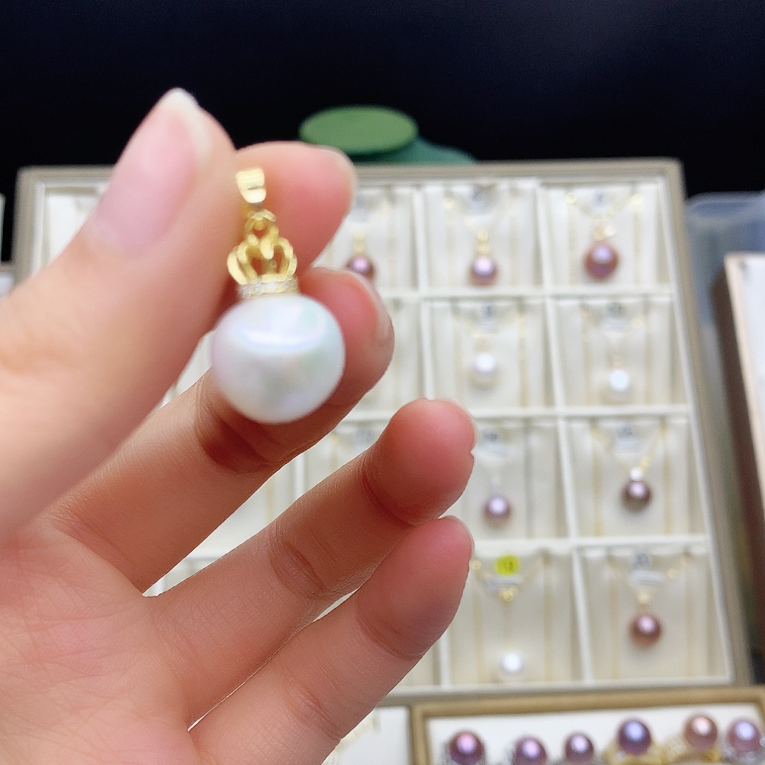 淡水珍珠颈饰合金