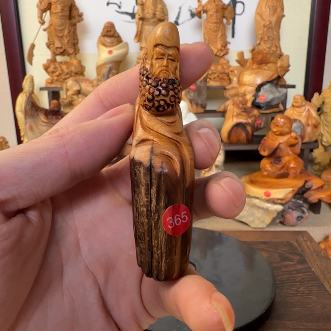 崖柏小木匠艺雕一物一拍