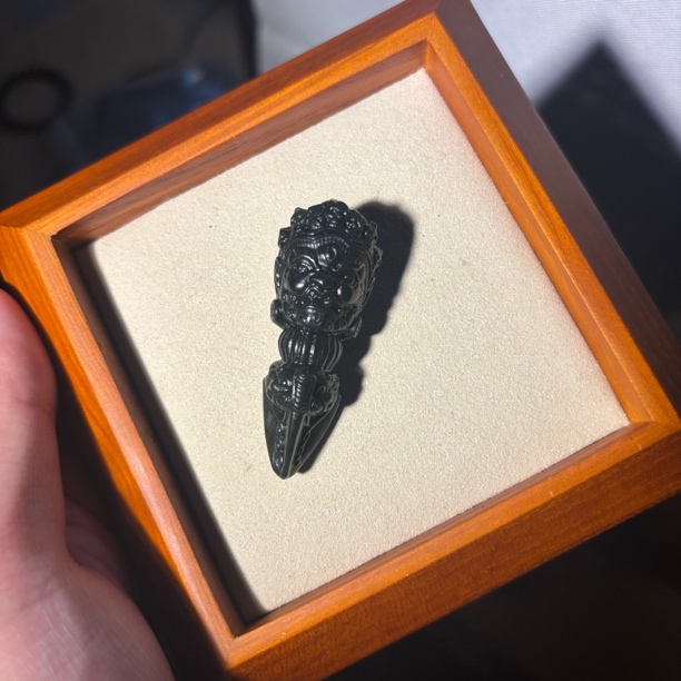 和田玉大黑天金刚杵青玉特色吊坠