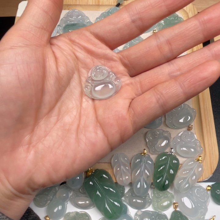 翡翠未镶嵌吊坠(不含链)翡翠