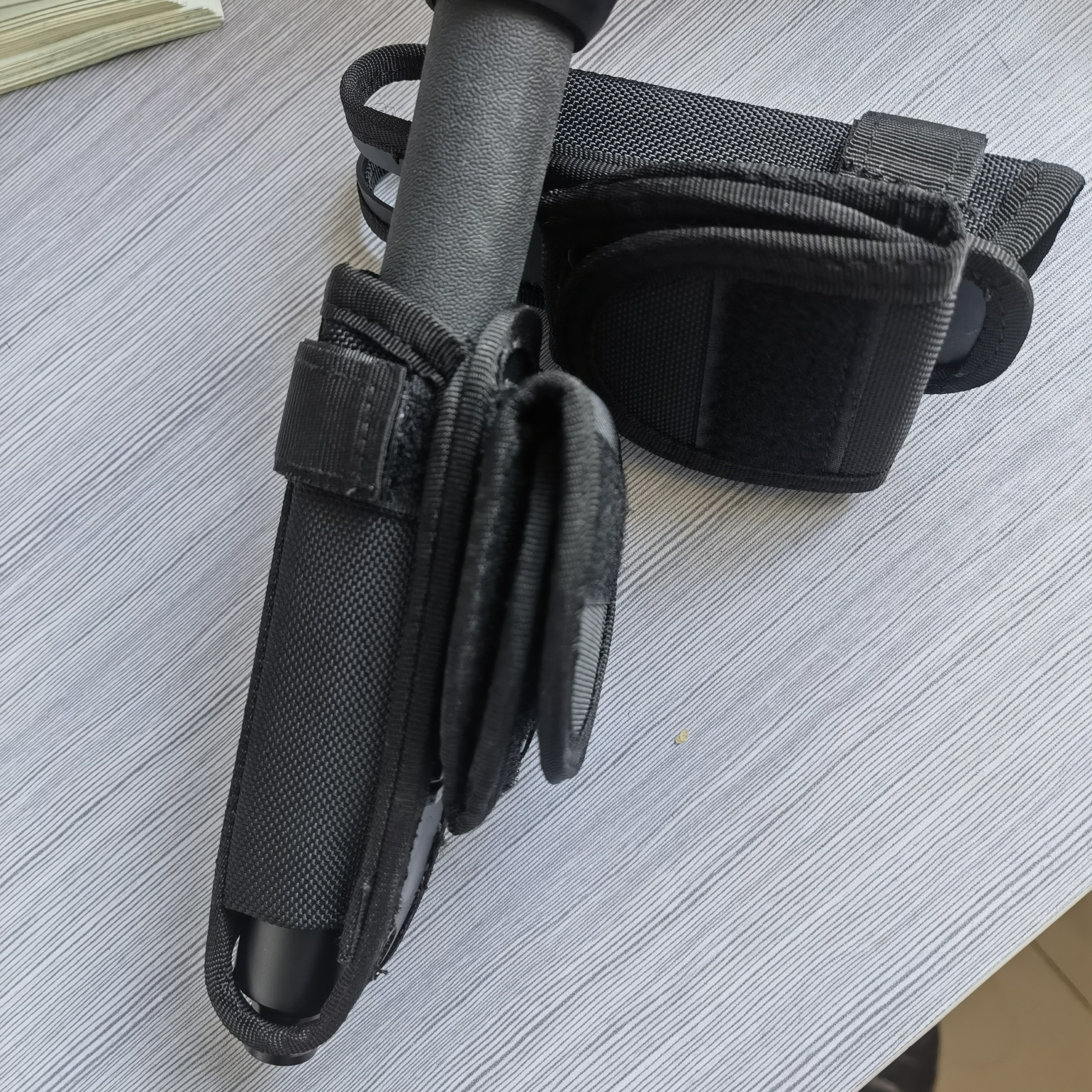 新标机械甩棍专用快拔战术旋转伸缩保护套