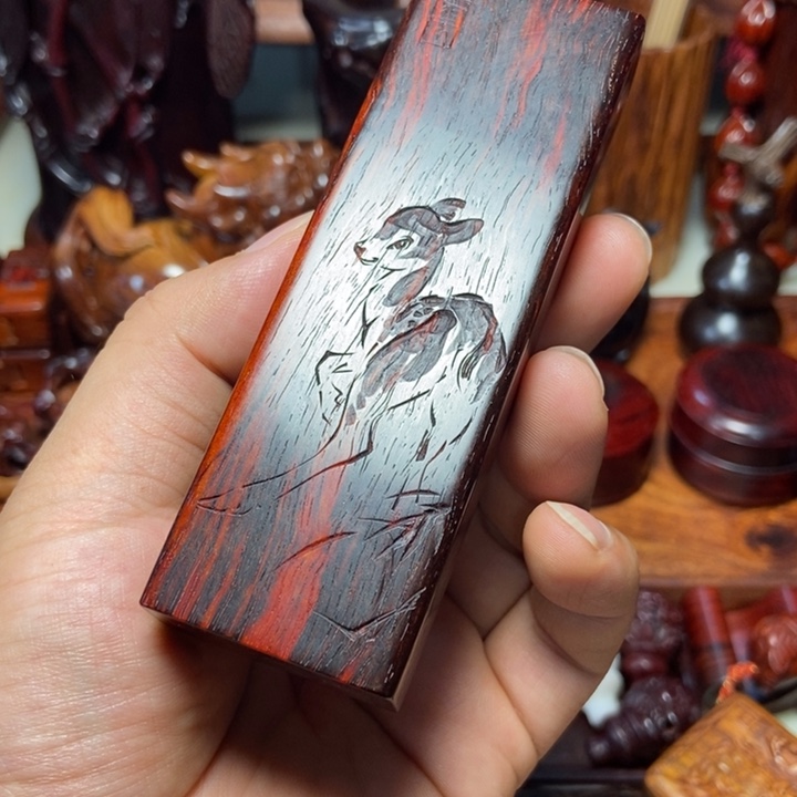 檀香紫檀（小叶紫檀）拓云烟盒