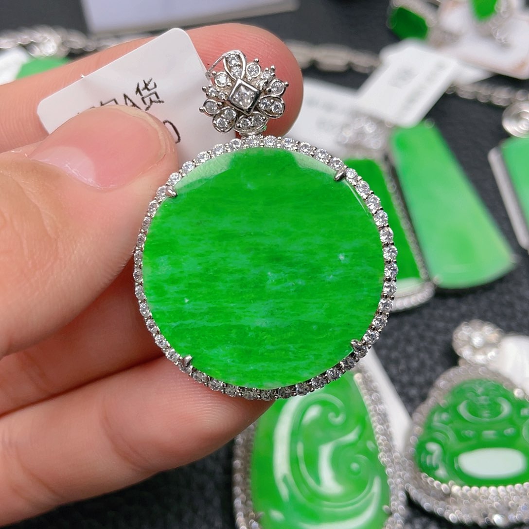 【闪购商品】翡翠吊坠(不含链)银S925镶嵌