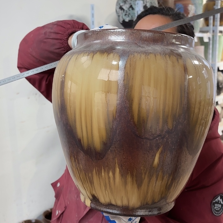 瑕疵高31口20花盆