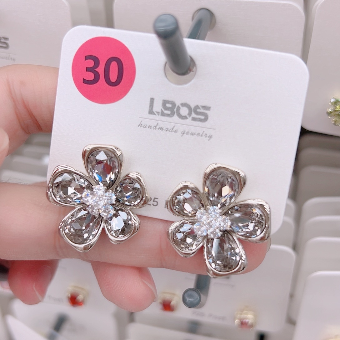 打***强锆石纯铜合金耳环