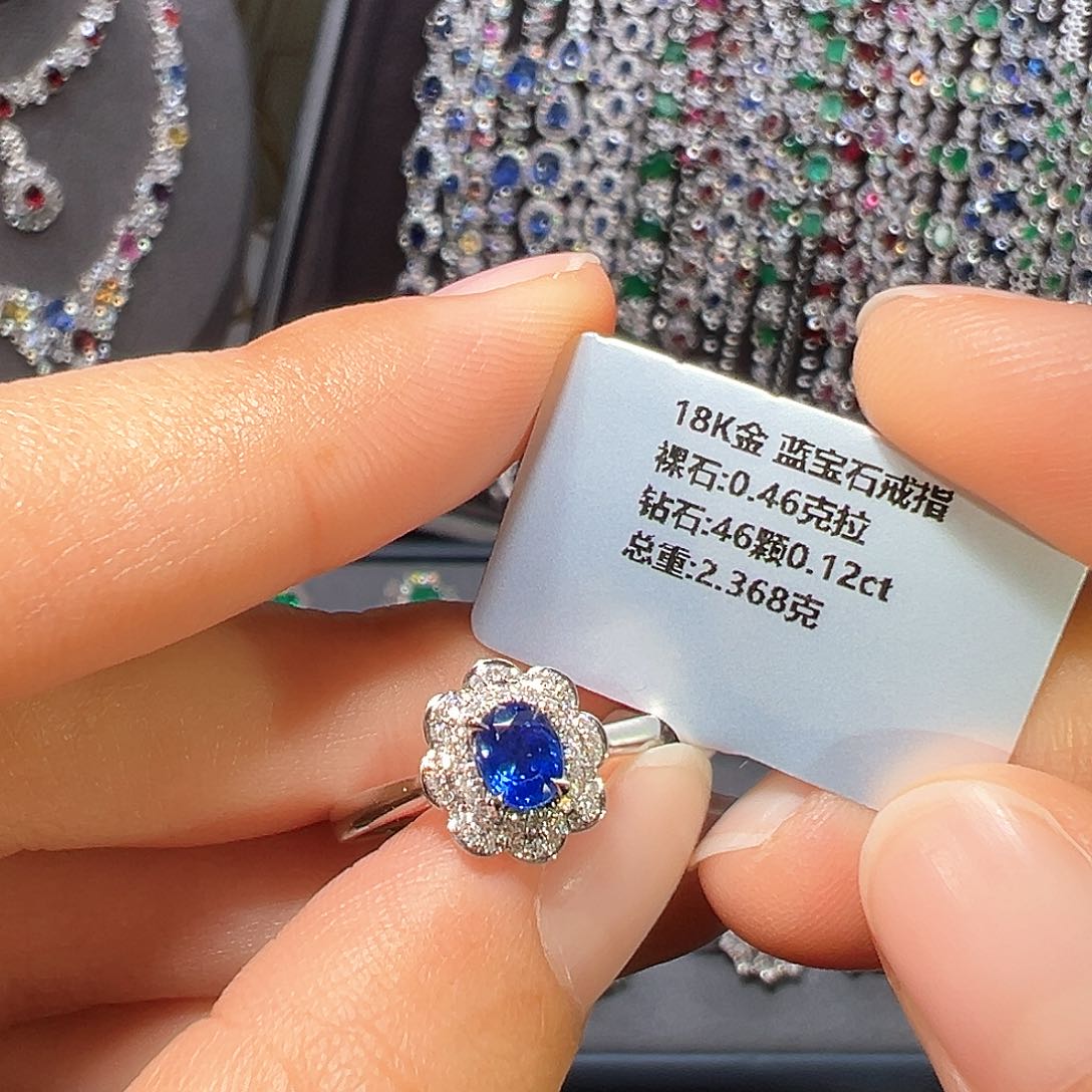 蓝宝石戒指18K金镶嵌特秒福利