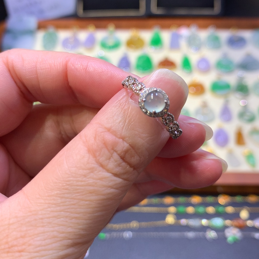 翡翠银S925镶嵌颈饰翡翠吊坠的未镶嵌